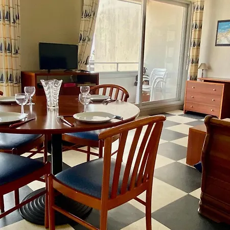 T2 Avec Petite Vue Avec Acces Apartman Bénodet